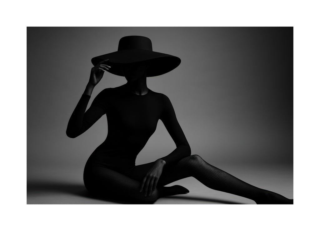 Monochrome Fashion Mystery III affisch med passepartout.