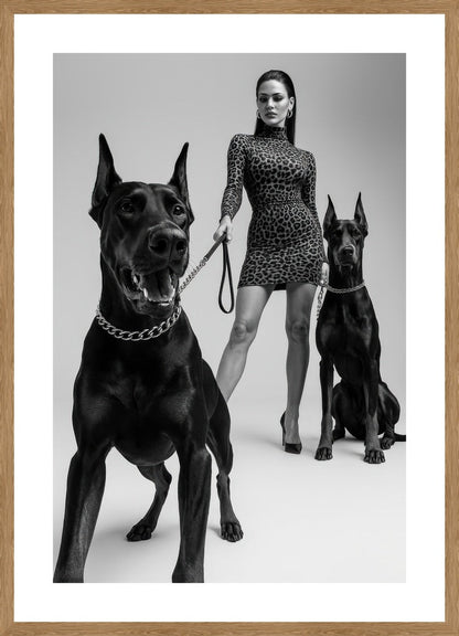 Power Walk I affisch stylad i interiörmiljö med ekram.